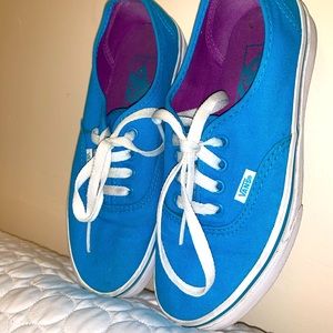 Vans teal blue size 6